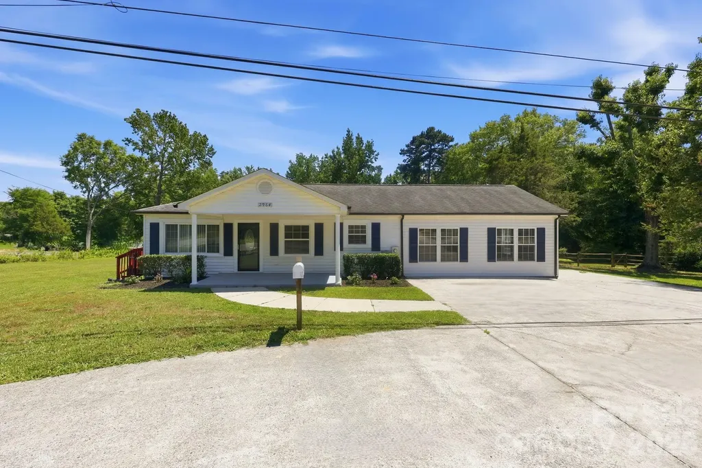 2964 Lane Street Kannapolis NC 28083