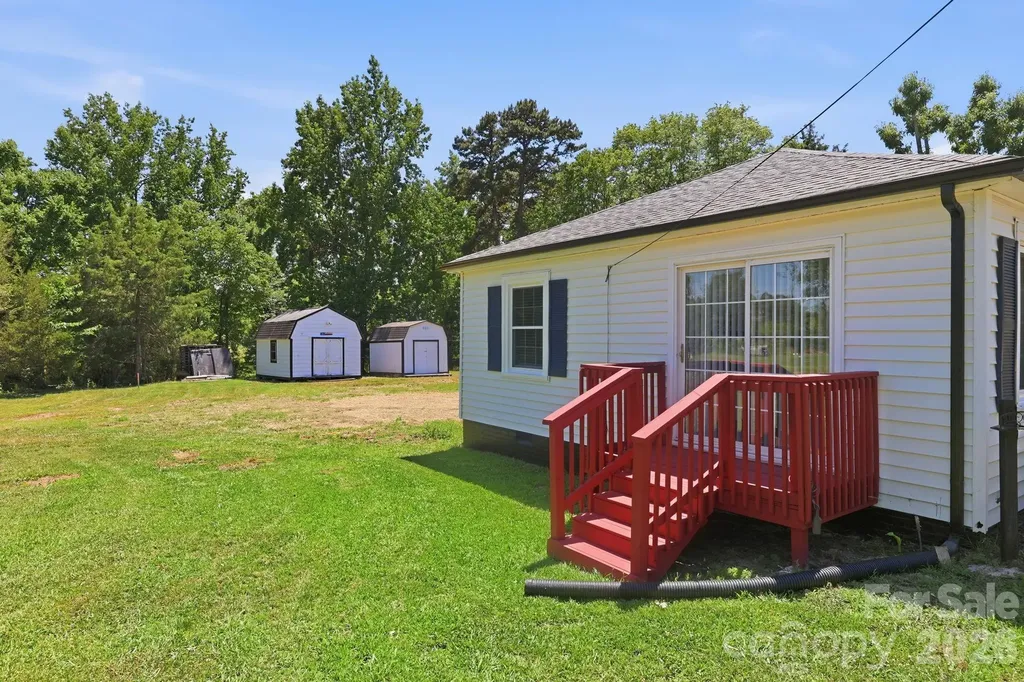 2964 Lane Street Kannapolis NC 28083