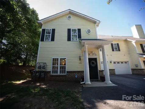 1392 21st Avenue NE Hickory NC 28601