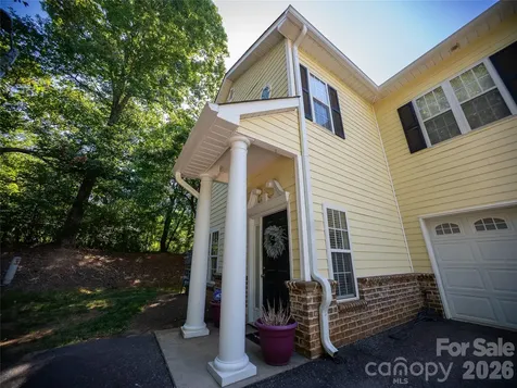 1392 21st Avenue NE Hickory NC 28601