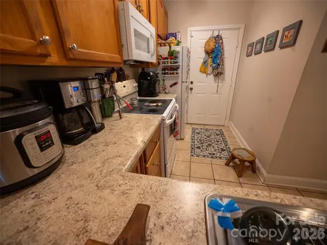 1392 21st Avenue NE Hickory NC 28601