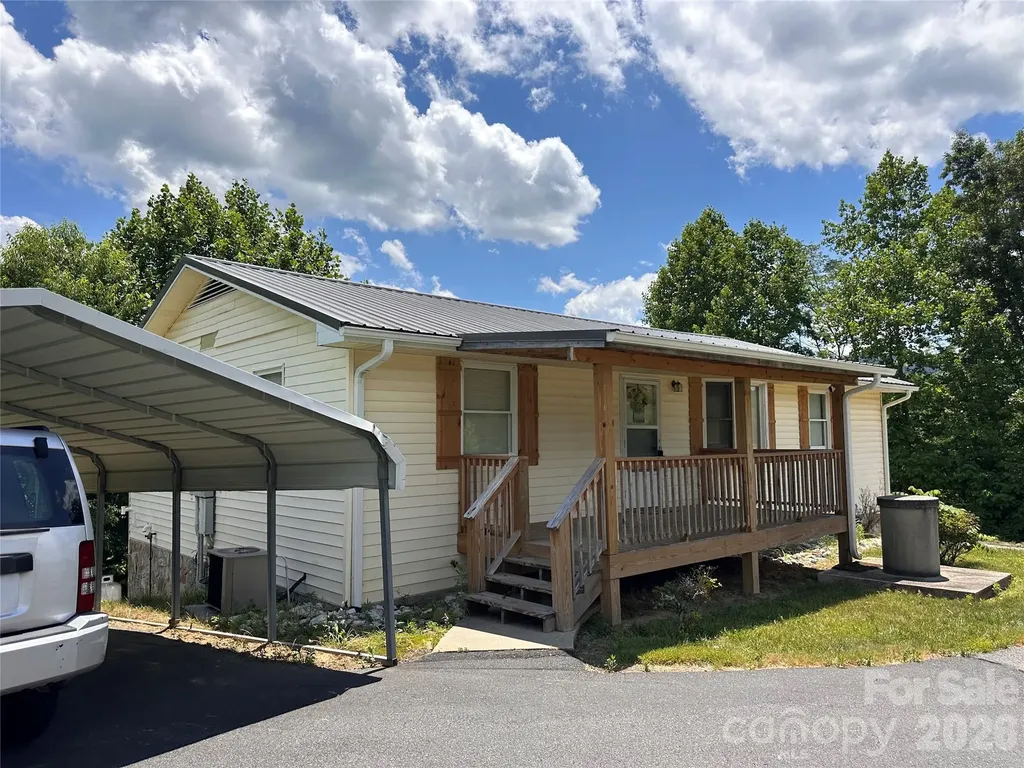 422 Us Highway 19e Highway Spruce Pine NC 28777