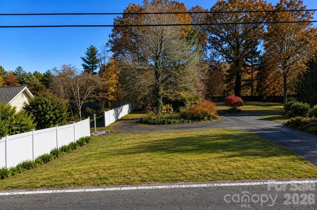 9999 Northeast Avenue Swannanoa NC 28778