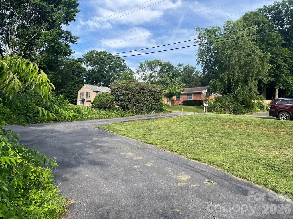 9999 Northeast Avenue Swannanoa NC 28778