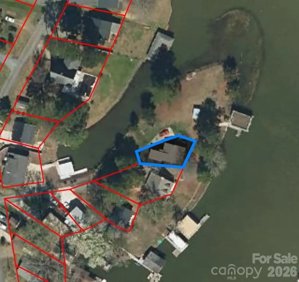 128 Curran Point Drive Norwood NC 28128