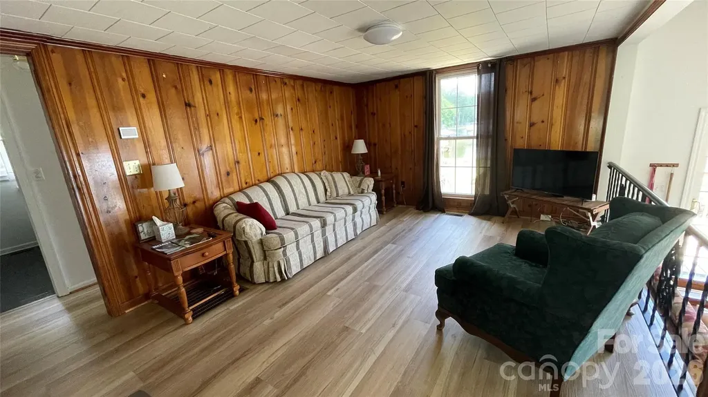 128 Curran Point Drive Norwood NC 28128