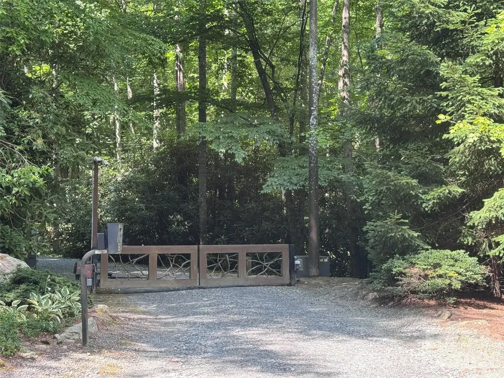 10A Reserve Road Brevard NC 28768