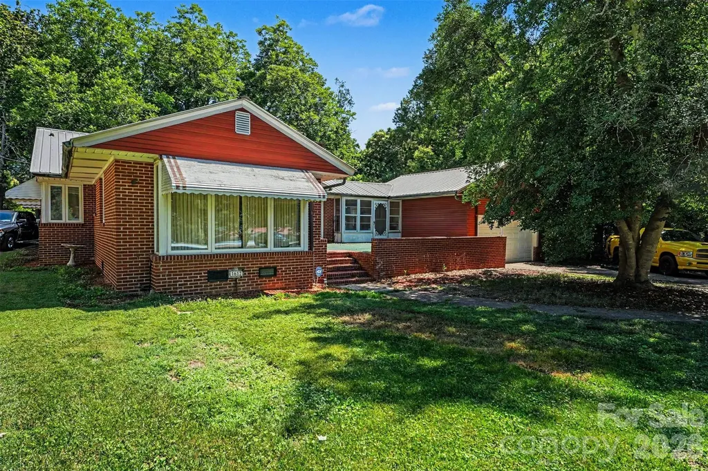 1612 Statesville Boulevard Salisbury NC 28144