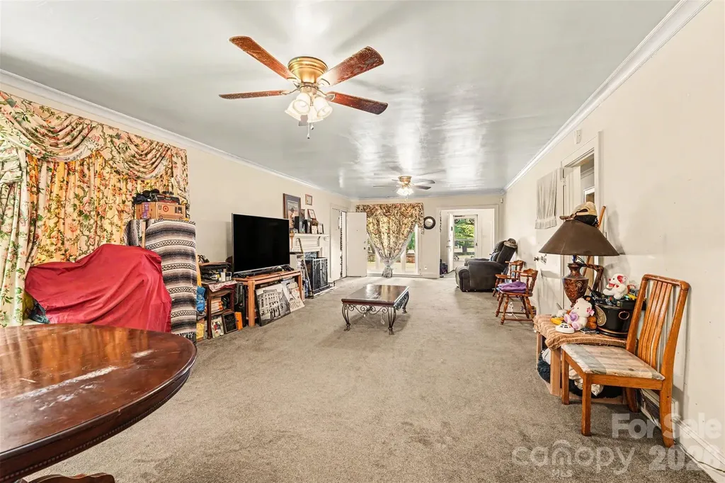 1612 Statesville Boulevard Salisbury NC 28144