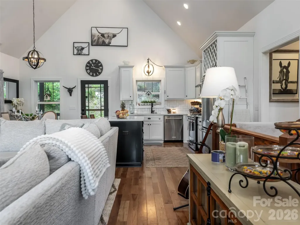 78 Boyd View Lane Mills River NC 28759