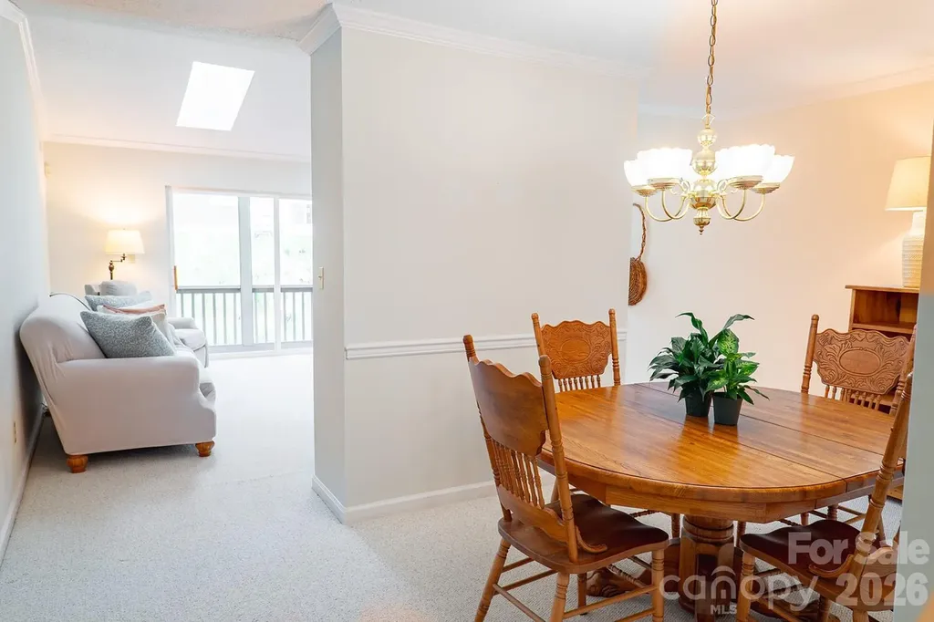 102 Rough Point Court Asheville NC 28806