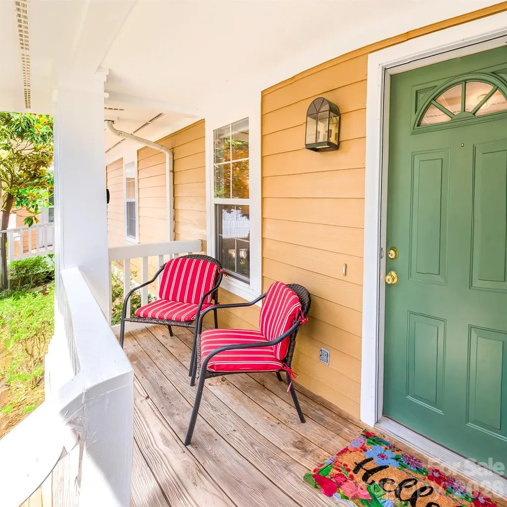 102 Rough Point Court Asheville NC 28806