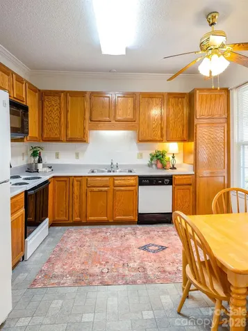 102 Rough Point Court Asheville NC 28806