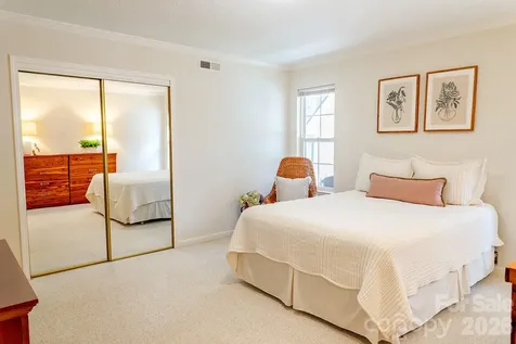 102 Rough Point Court Asheville NC 28806