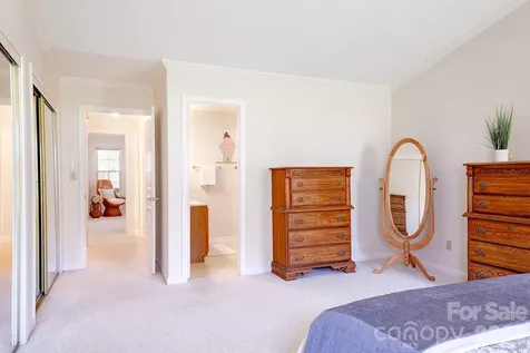 102 Rough Point Court Asheville NC 28806