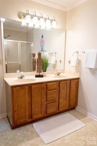 102 Rough Point Court Asheville NC 28806