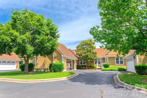 102 Rough Point Court Asheville NC 28806