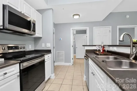 300 W 5th Street Charlotte NC 28202