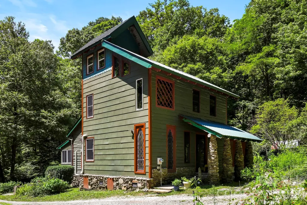 Black Mountain NC, 173 Camp Elliott Road