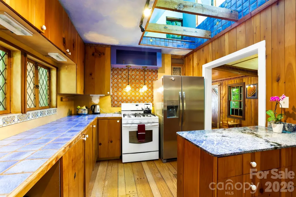 173 Camp Elliott Road Black Mountain NC 28711