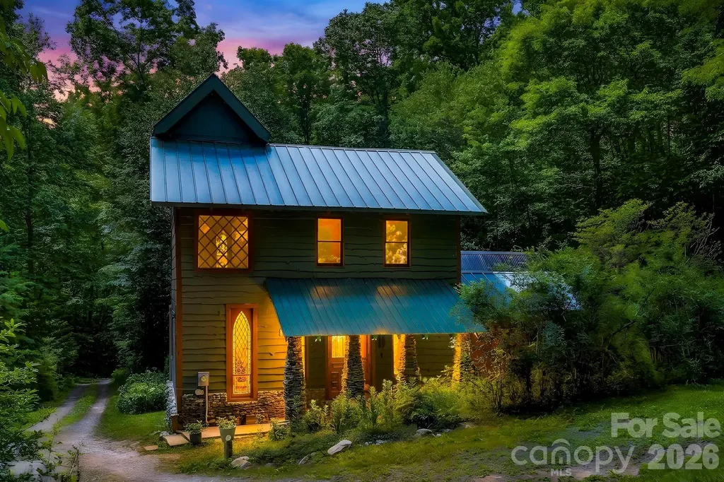 173 Camp Elliott Road Black Mountain NC 28711