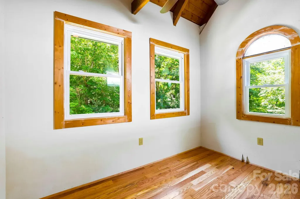 173 Camp Elliott Road Black Mountain NC 28711