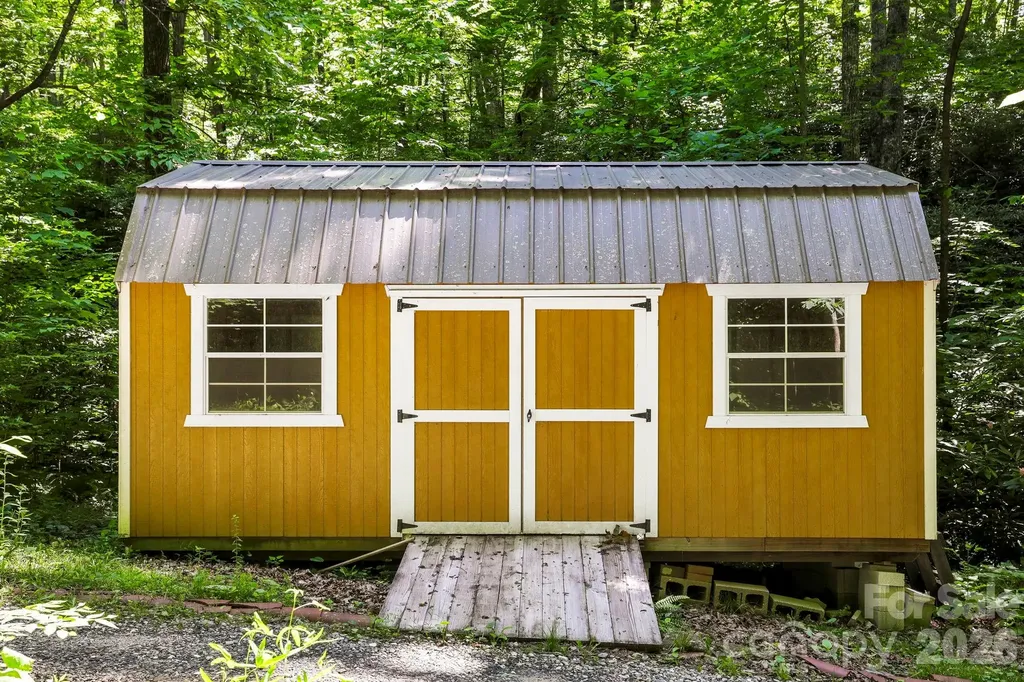 173 Camp Elliott Road Black Mountain NC 28711