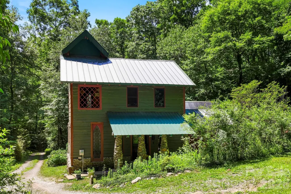 173 Camp Elliott Road Black Mountain NC 28711