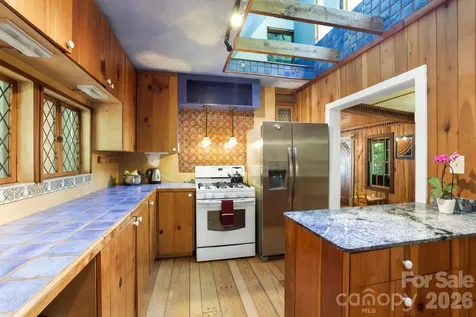 173 Camp Elliott Road Black Mountain NC 28711