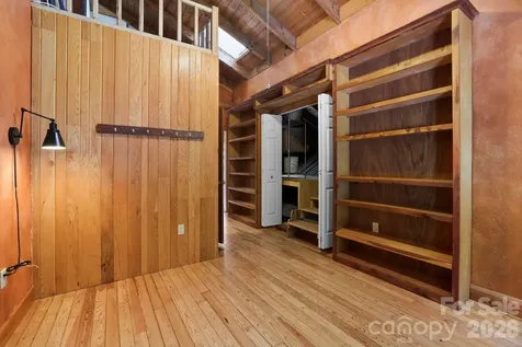 173 Camp Elliott Road Black Mountain NC 28711
