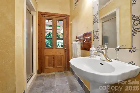 173 Camp Elliott Road Black Mountain NC 28711