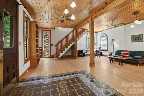 173 Camp Elliott Road Black Mountain NC 28711