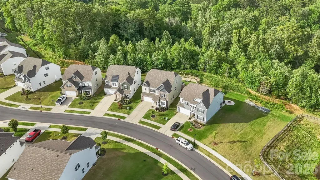 386 Kennerly Center Drive Mooresville NC 28115