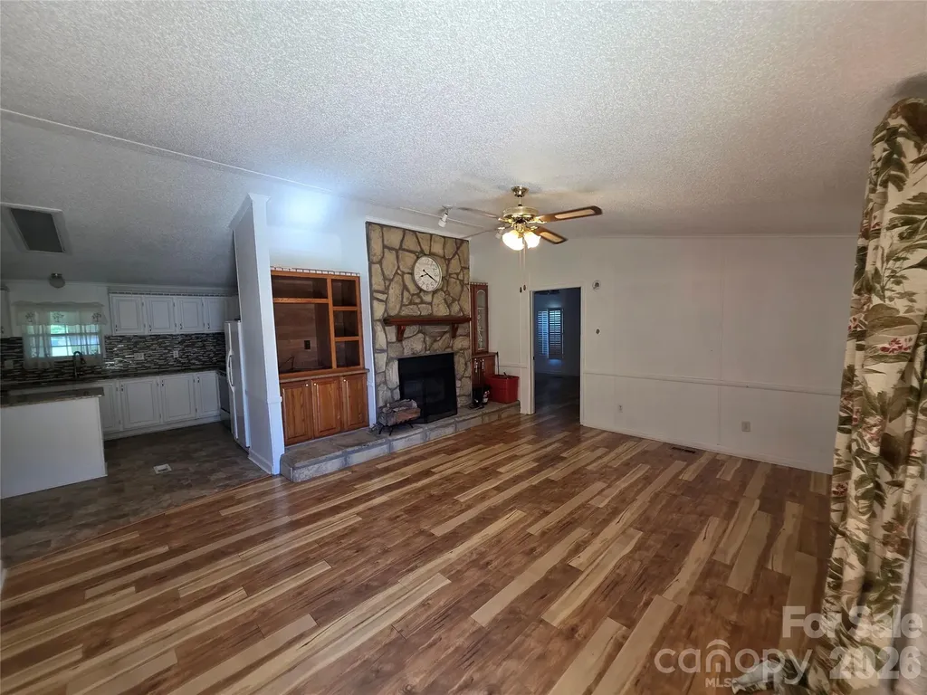 1395 Cape Hickory Road Hickory NC 28601