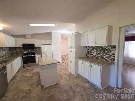 1395 Cape Hickory Road Hickory NC 28601