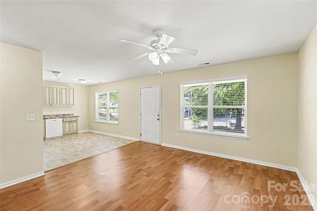318 N Pryor Street Gastonia NC 28052