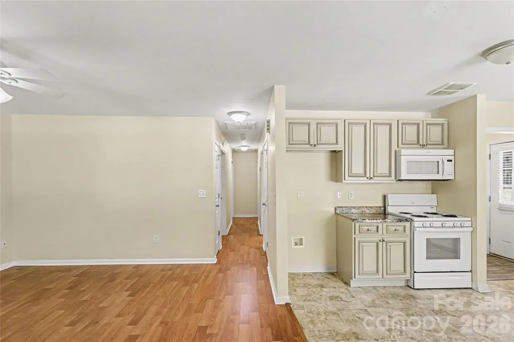 318 N Pryor Street Gastonia NC 28052
