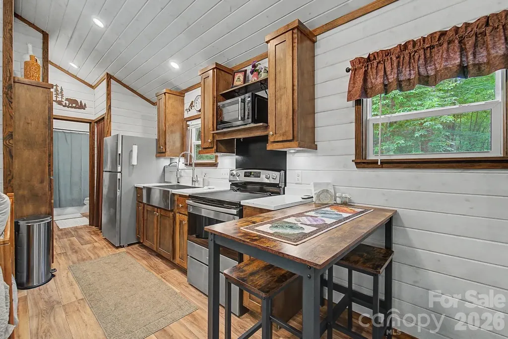 243 Jonquil Woods Road Franklin NC 28734