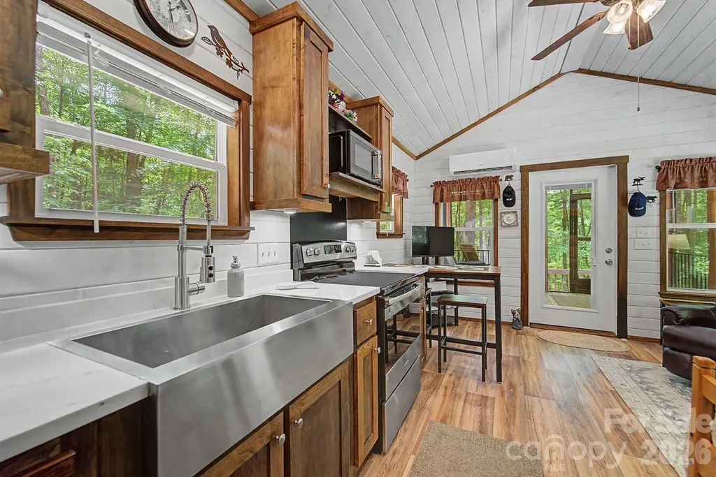 243 Jonquil Woods Road Franklin NC 28734