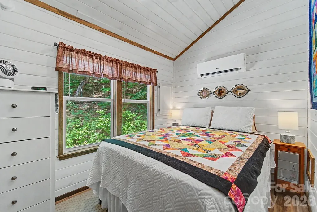 243 Jonquil Woods Road Franklin NC 28734