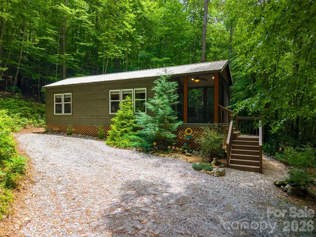 243 Jonquil Woods Road Franklin NC 28734