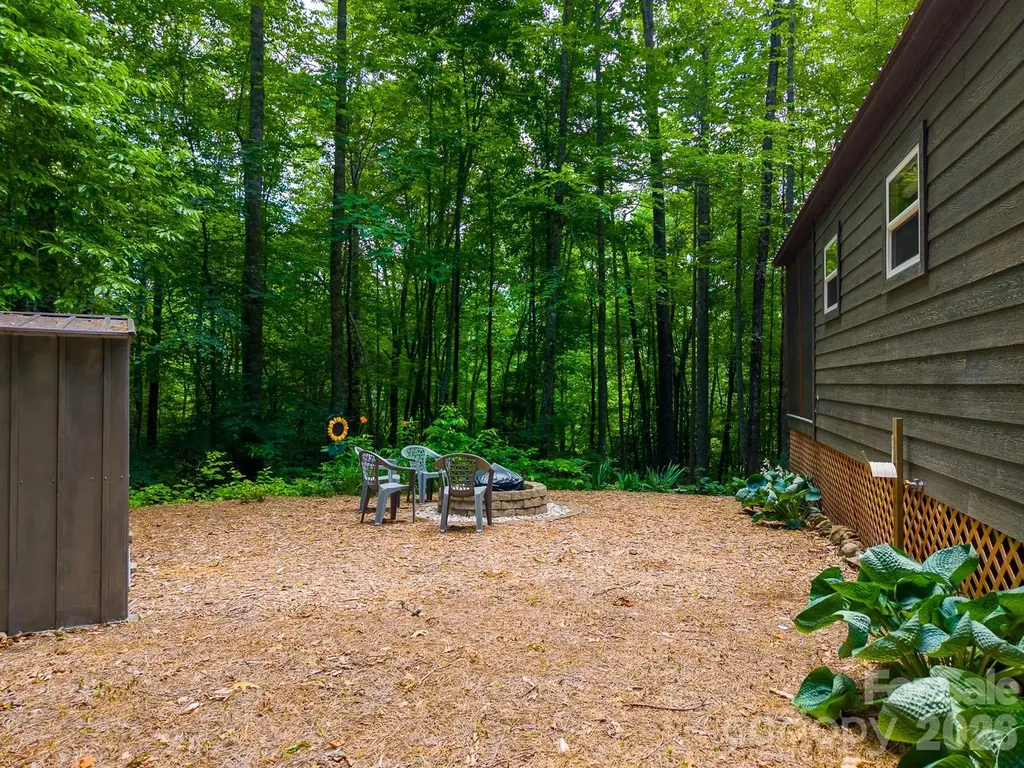 243 Jonquil Woods Road Franklin NC 28734