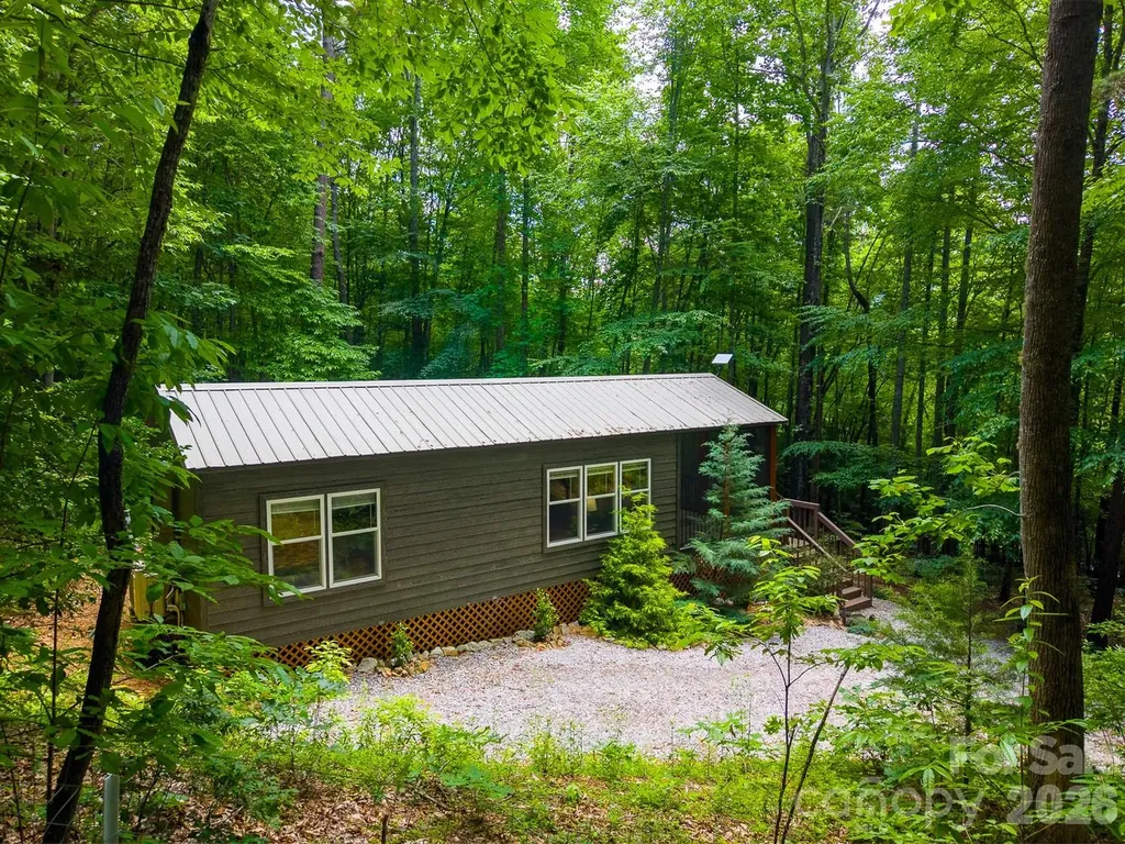 243 Jonquil Woods Road Franklin NC 28734