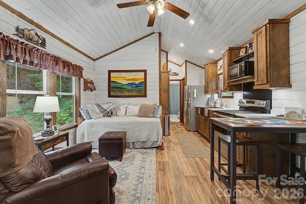 243 Jonquil Woods Road Franklin NC 28734