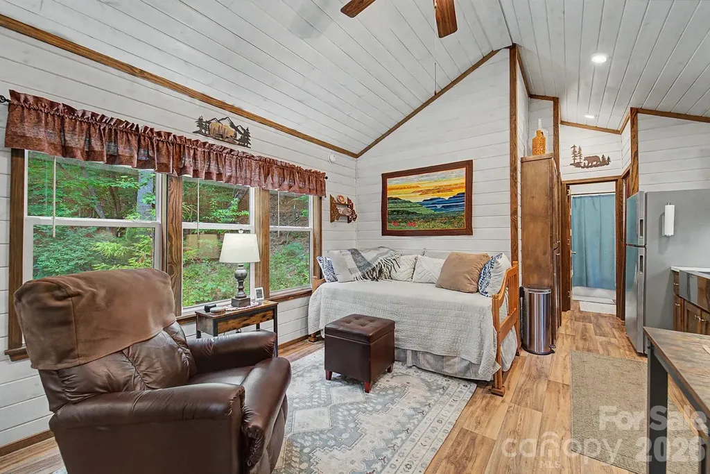 243 Jonquil Woods Road Franklin NC 28734