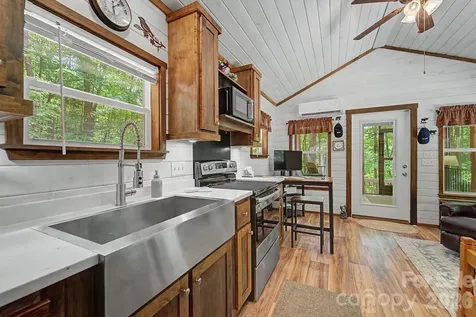 243 Jonquil Woods Road Franklin NC 28734