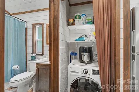 243 Jonquil Woods Road Franklin NC 28734