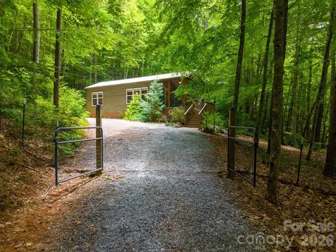 243 Jonquil Woods Road Franklin NC 28734