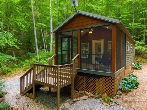 243 Jonquil Woods Road Franklin NC 28734