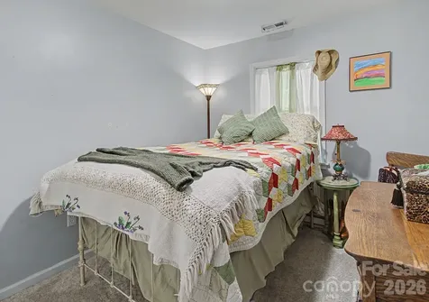 102 Wicklow Drive Asheville NC 28806
